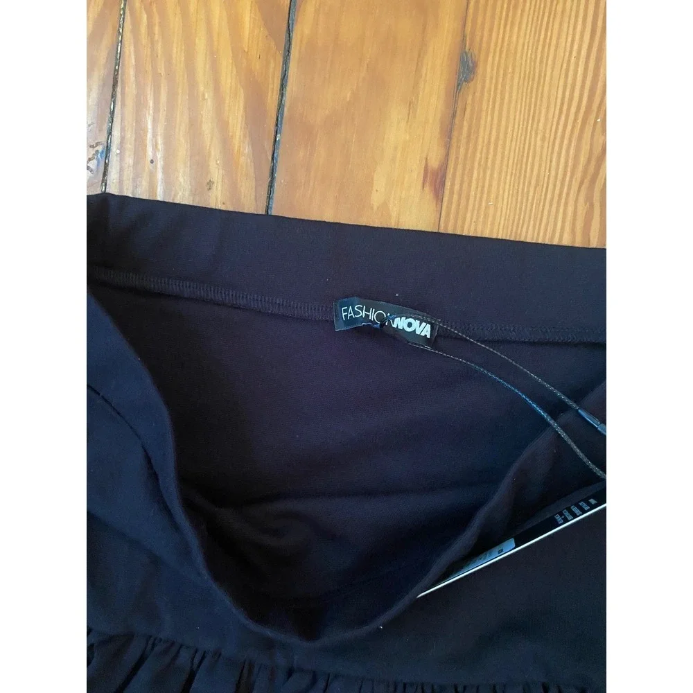 NWT Fashion Nova Alora Ponte Bubble Hem Mini Skirt Black SZ‎ S Festival